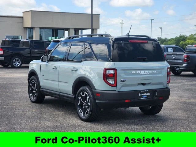 Used 2023 Cactus Green / Gray Ford Outer Banks image 4