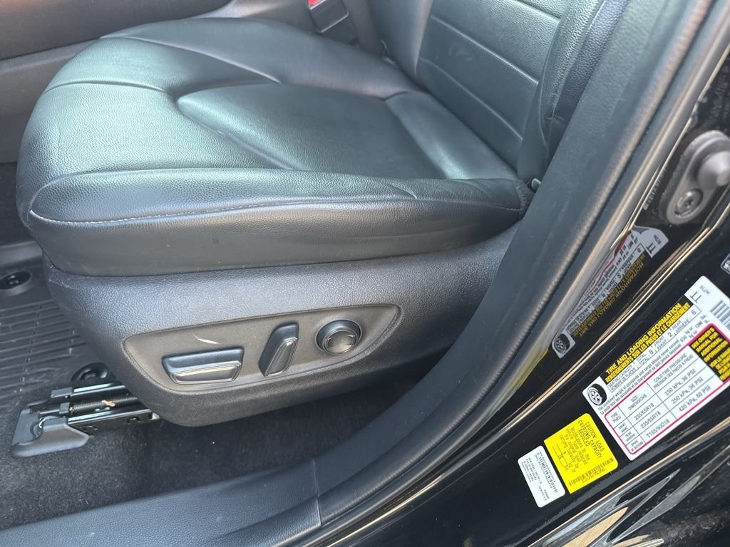 Used 2023 Midnight Black Metallic Toyota XLE image 19