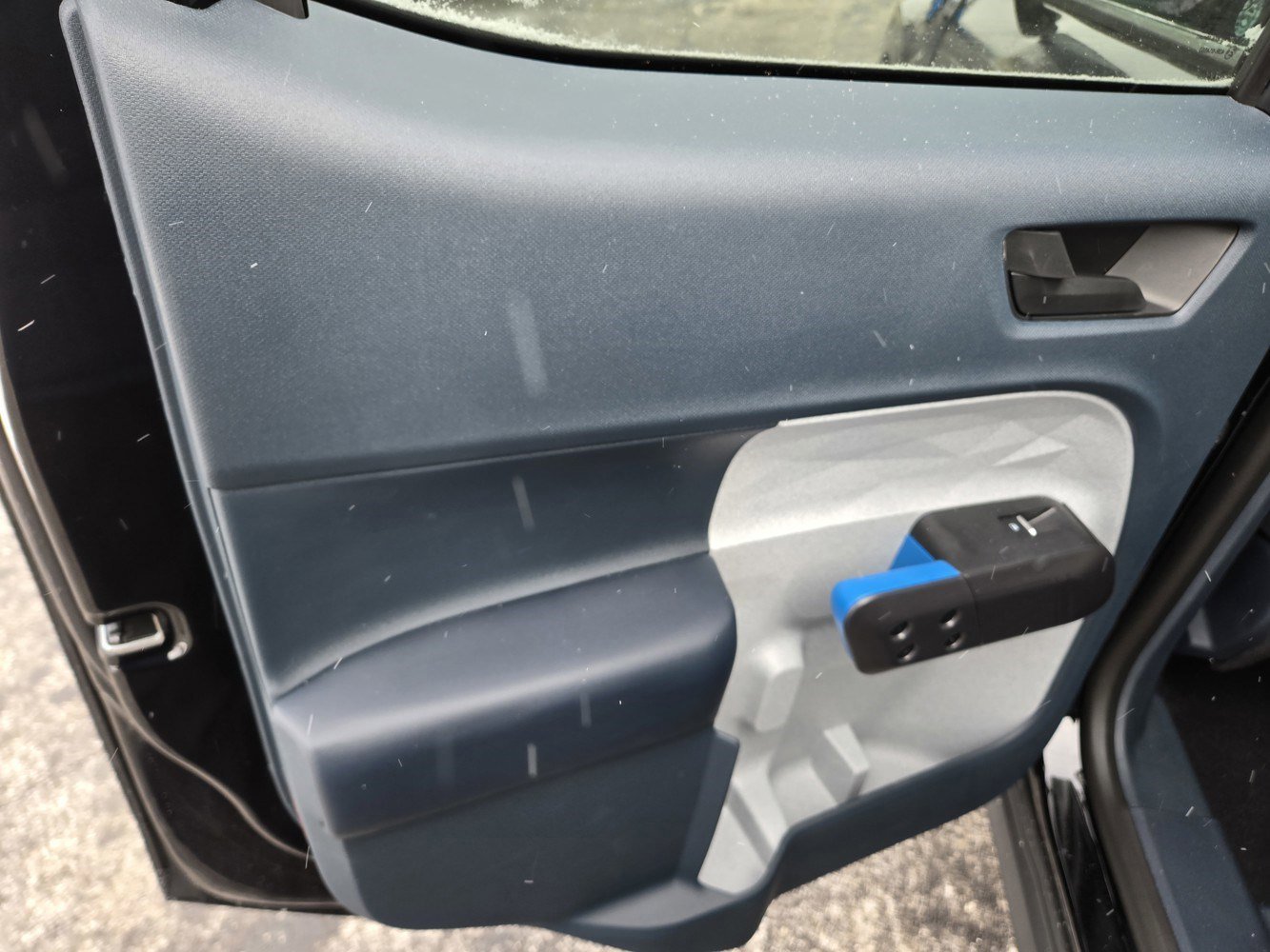 New 2026 Shadow Black Ford XLT image 23