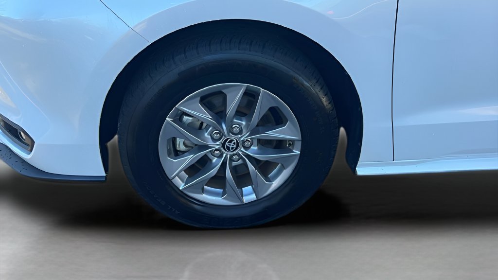 Used 2025 Beige Toyota XLE image 28