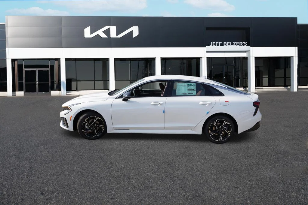 New 2026 Snow White Pearl Kia GT-Line image 6