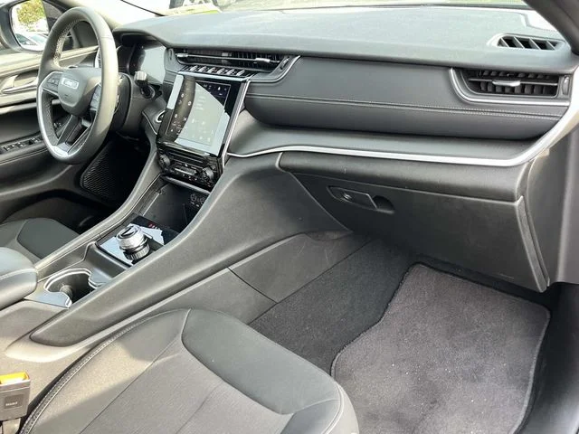 Used 2025 Gray Jeep Laredo X image 24