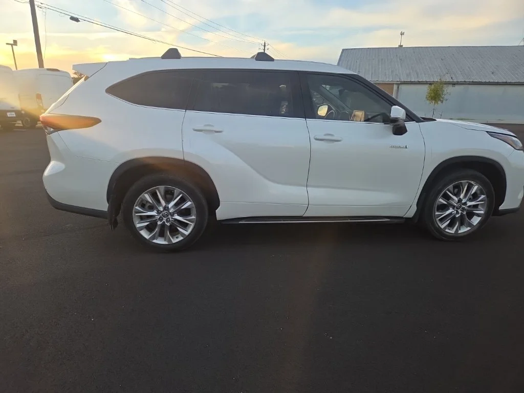 Used 2020 White Toyota Limited image 17