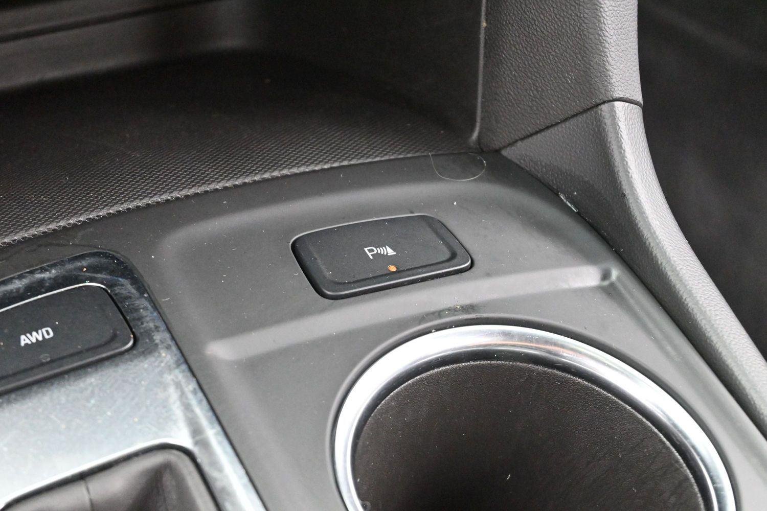 Used 2024 Lakeshore Blue Metallic Chevrolet LT image 26