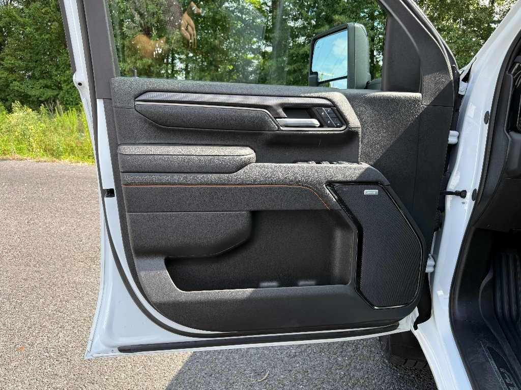 2025 GMC Sierra 2500HD AT4 - Photo 22
