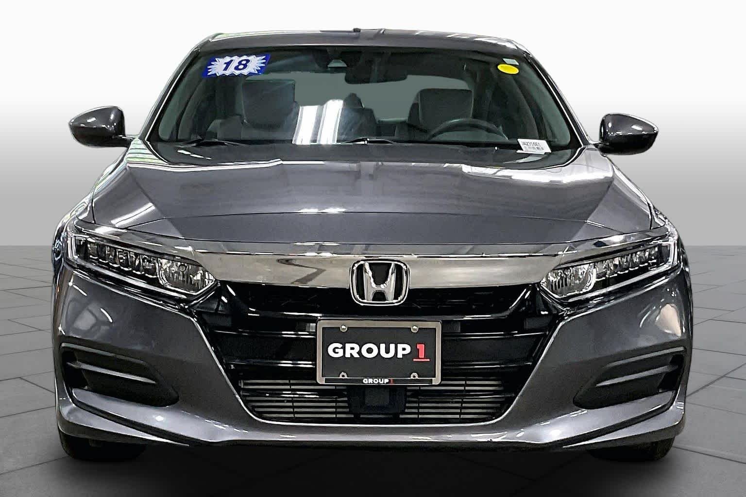 Used 2018 Modern Steel Metallic Honda LX 1.5T image 4