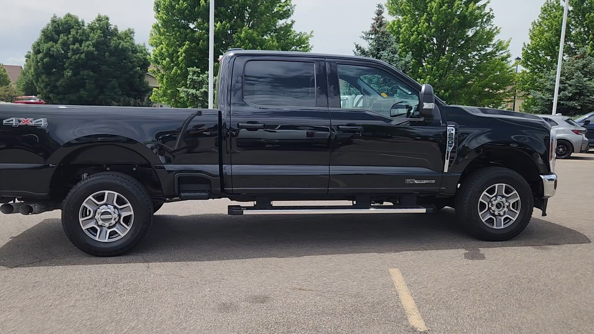 Certified Used 2025 Black Metallic Ford LARIAT image 5