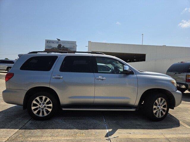 Used 2012 Silver Sky Metallic TOYOTA Limited image 4