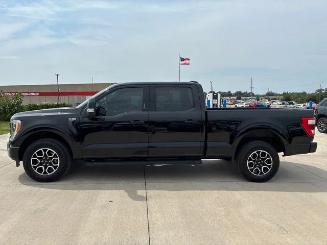Used 2023 Black Ford Lariat image 8
