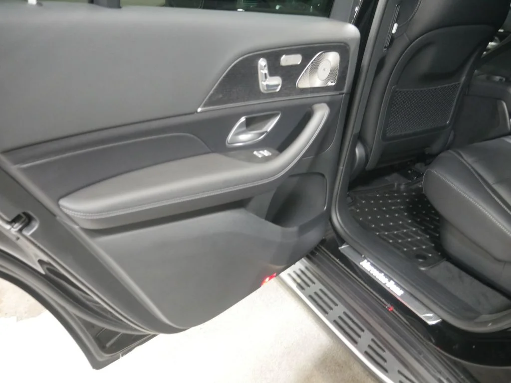 New 2026 Obsidian Black Metallic Mercedes-Benz GLS 450 image 53