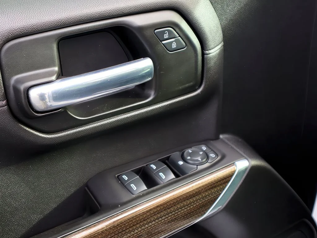 2020 Chevrolet Silverado 1500 RST - Photo 11