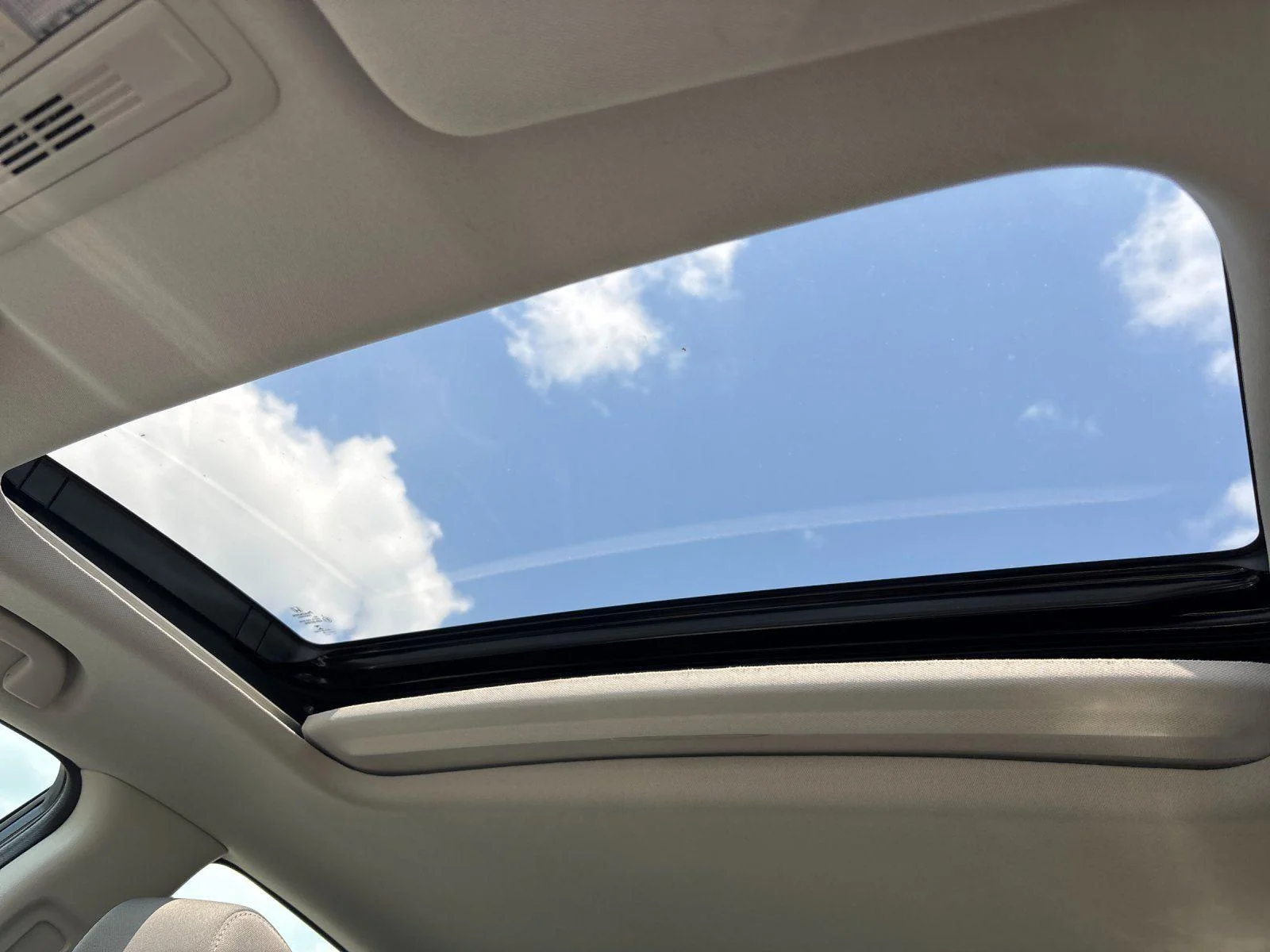 Used 2018 Cosmic Blue Metallic Honda EX image 30