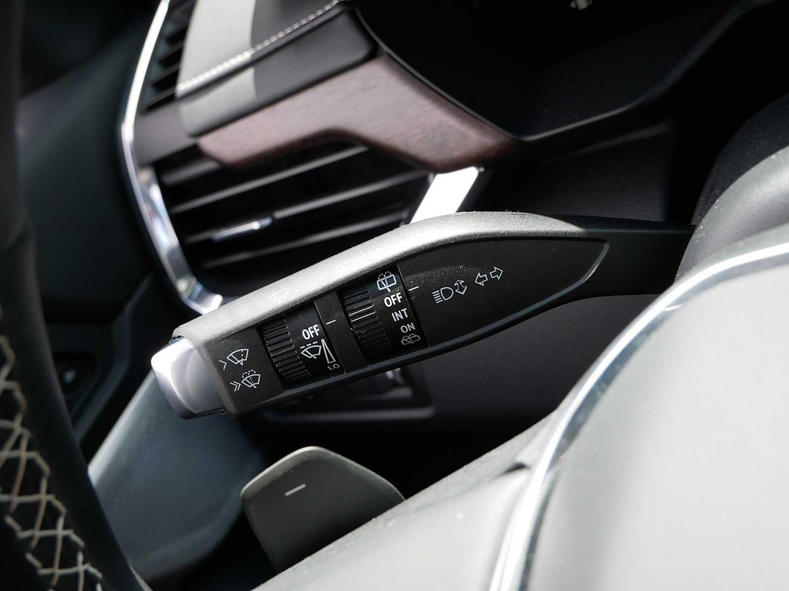 2026 GMC Acadia Denali Ultimate - Photo 25