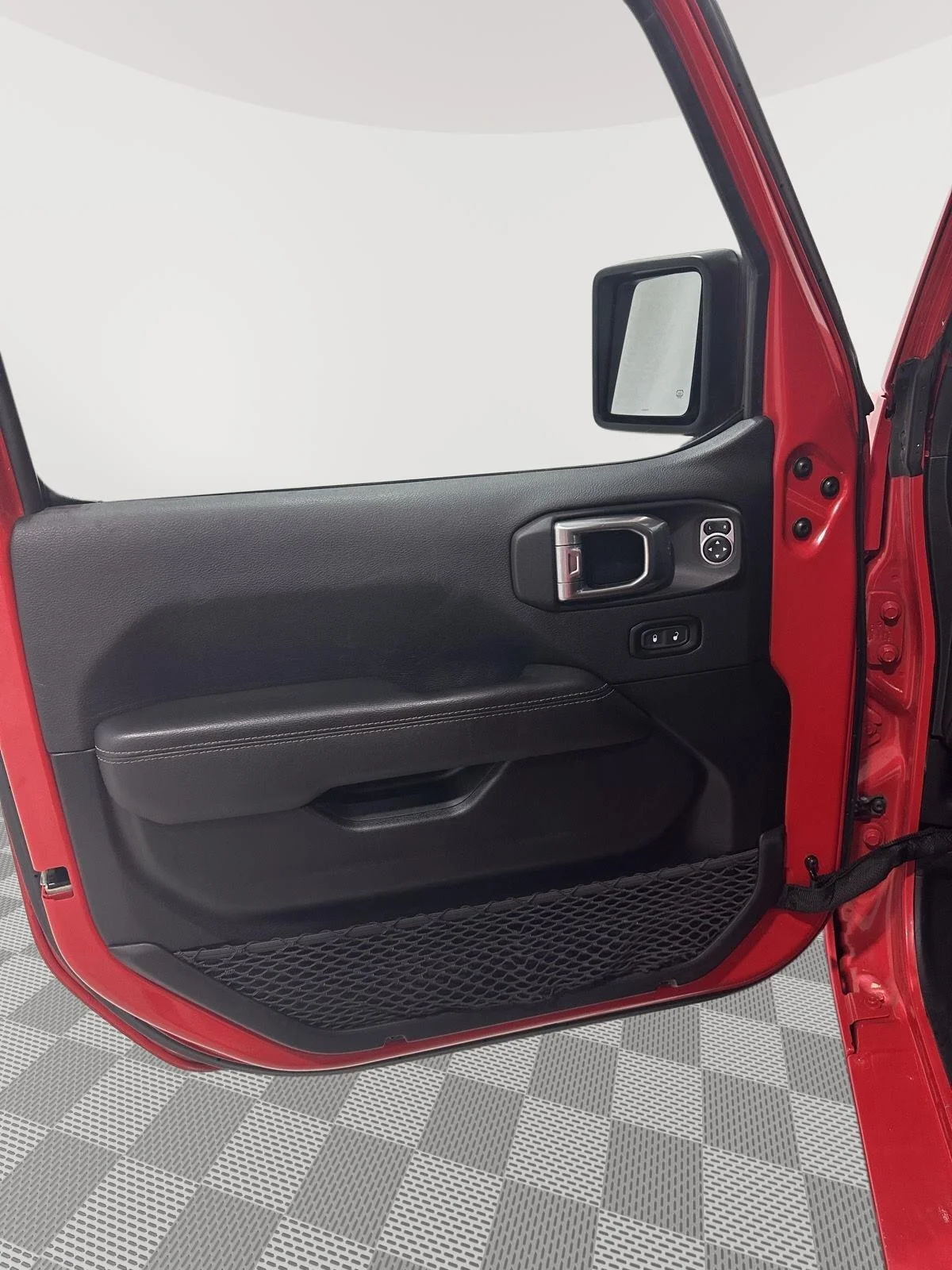 Used 2021 Firecracker Red Jeep Unlimited Sahara image 16