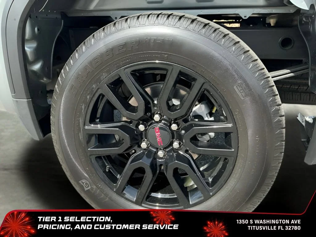 New 2026 Sterling Metallic GMC Elevation image 39