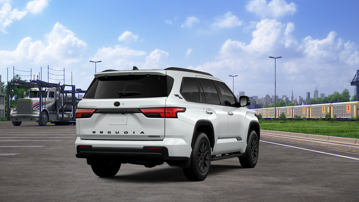 New 2026 Wind Chill Pearl Toyota Platinum image 9
