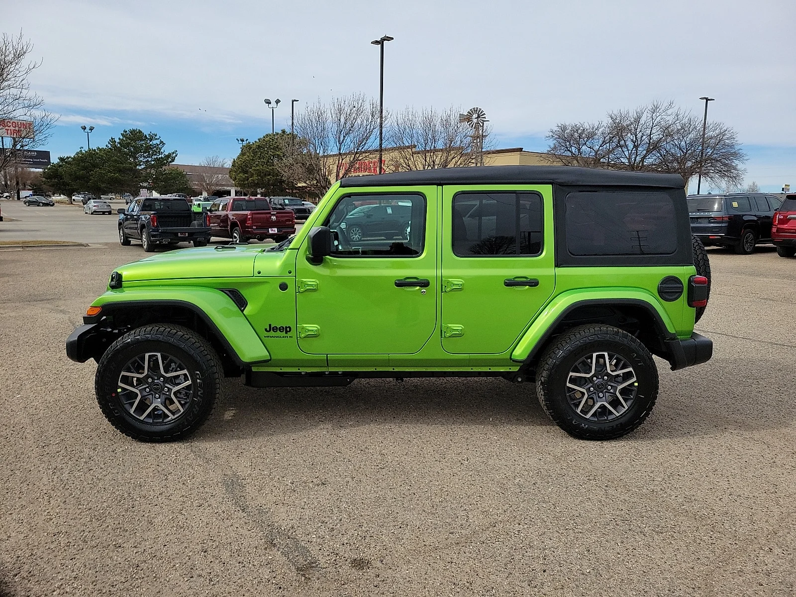 New 2026 PGE Mojito! Cle Jeep 4-DOOR SAHARA image 2