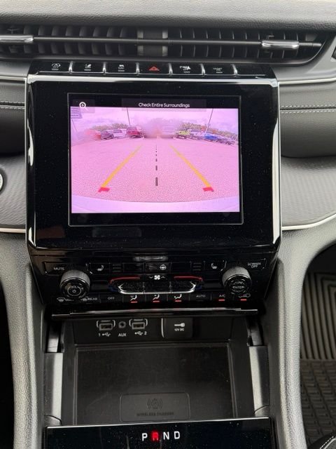 Used 2025 Silver Jeep Altitude X image 5