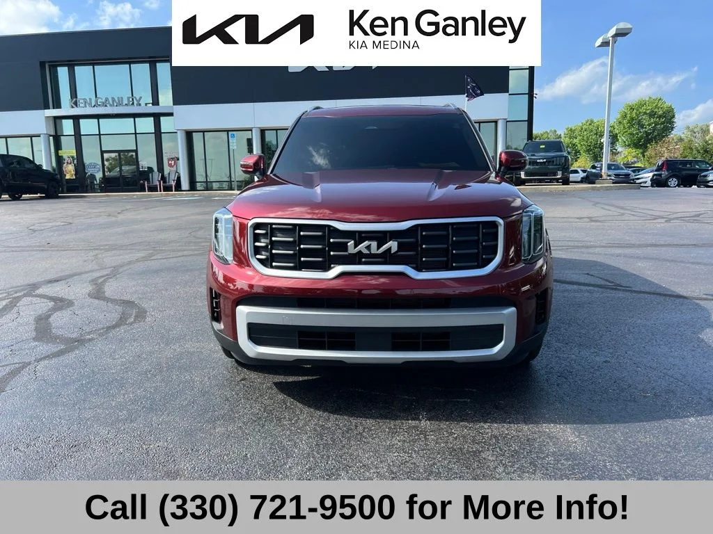Used 2024 Red Kia S image 4