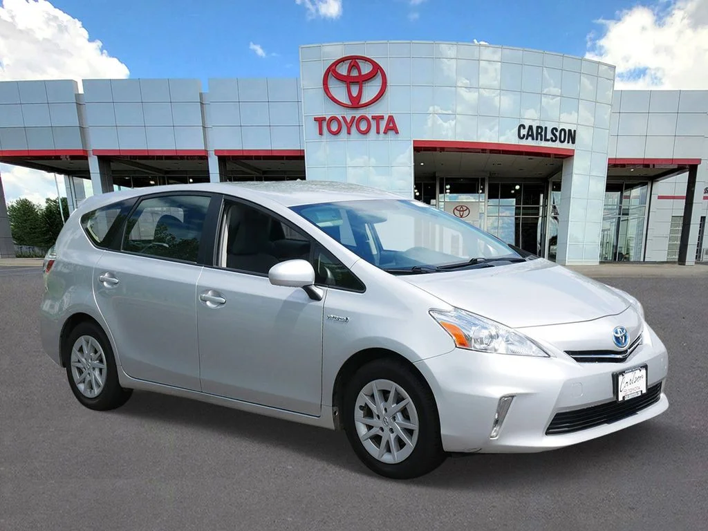 Used 2013 Toyota Prius v Three with VIN JTDZN3EU8D3202966 for sale in Minneapolis, Minnesota