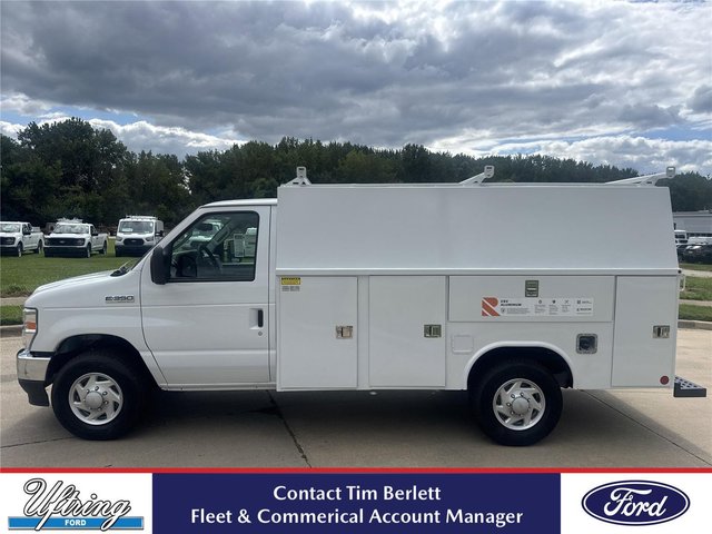 2025 Ford Econoline Cutaway E-350 SRW