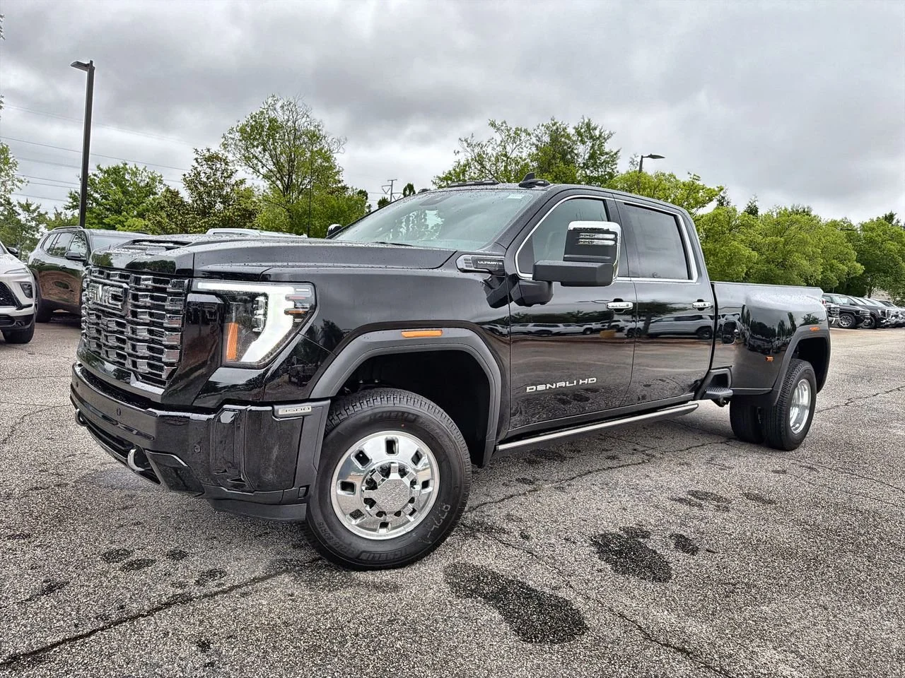 New 2026 Onyx Black GMC Denali Ultimate DRW image 1