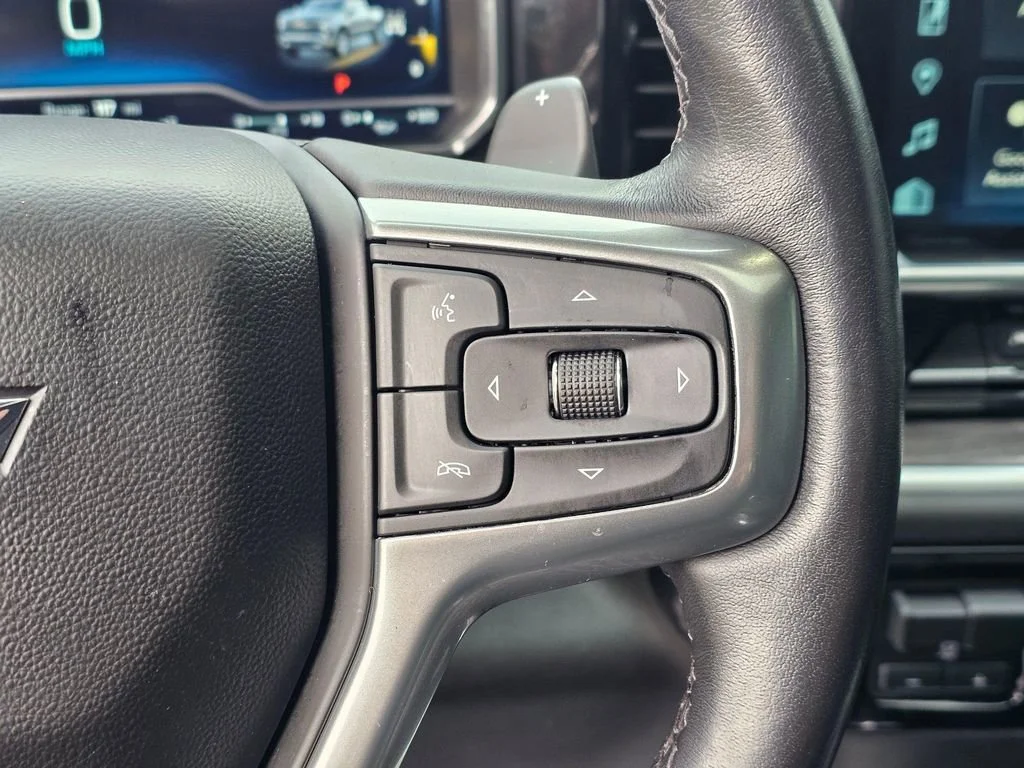 Used 2022 Silver Ice Metallic Chevrolet LTZ image 28