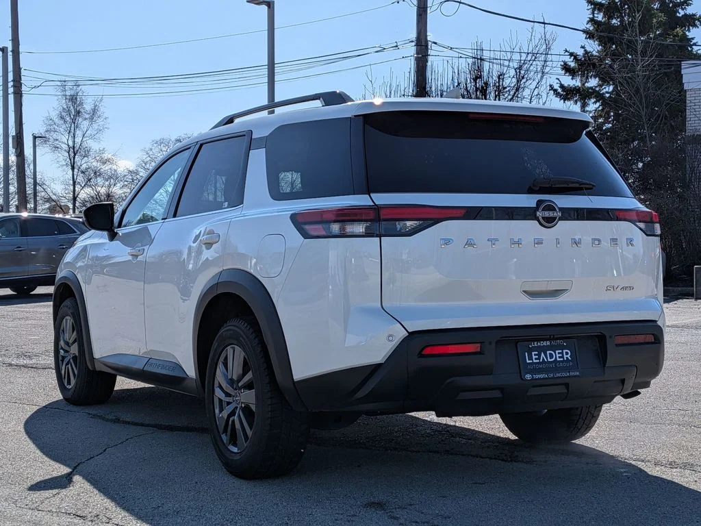 Used 2023 White Nissan SV image 5