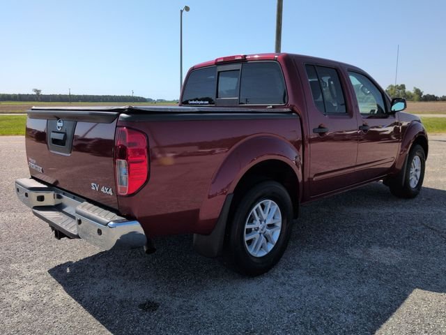 Used 2020 Red Nissan SV image 5
