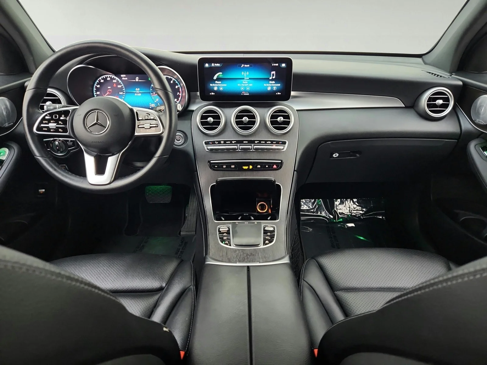 Used 2020 Selenite Grey Metallic Mercedes-Benz GLC 300 image 24