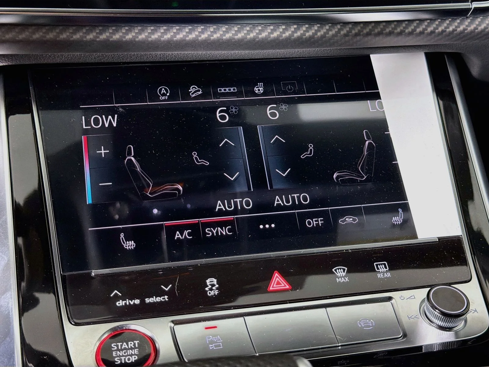 New 2026 White Audi 4.0T Premium Plus image 16