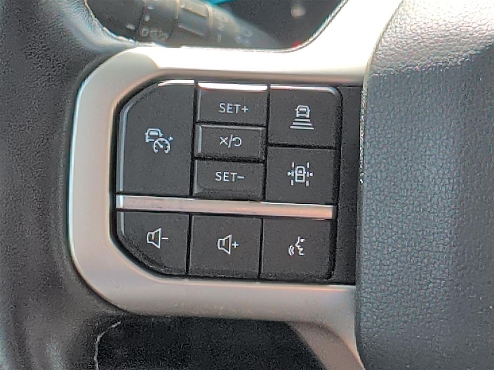 Used 2024 Oxford White Ford Limited image 25
