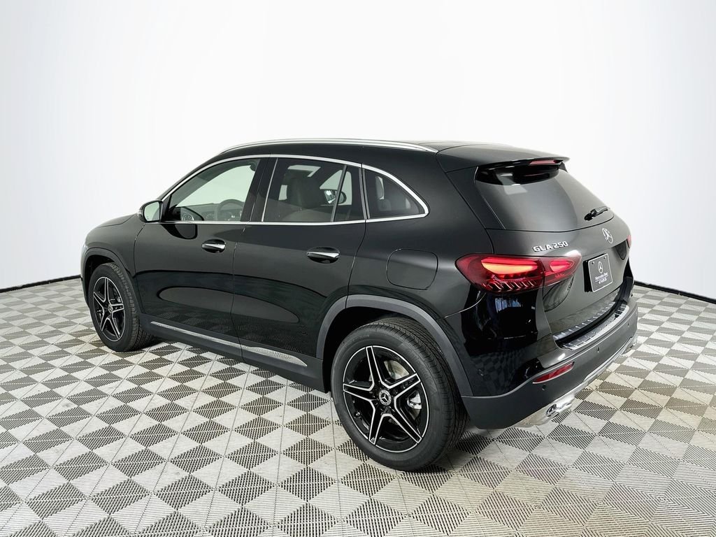 New 2026 Night Black Mercedes-Benz GLA 250 image 5
