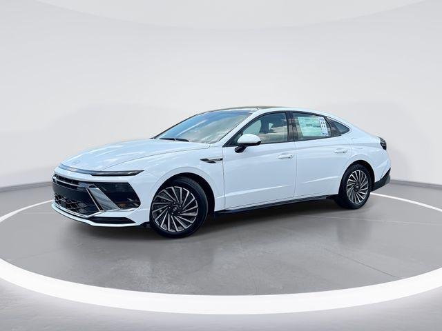 2026 Hyundai Sonata SEL's photo