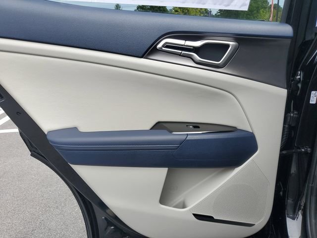 2025 Kia Sportage EX Hybrid - Photo 13