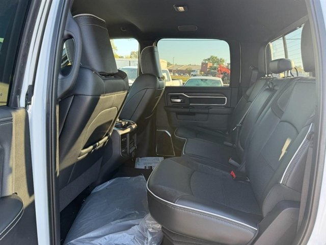 New 2027 Bright White Clear-Coat Exterior Paint RAM Laramie image 4