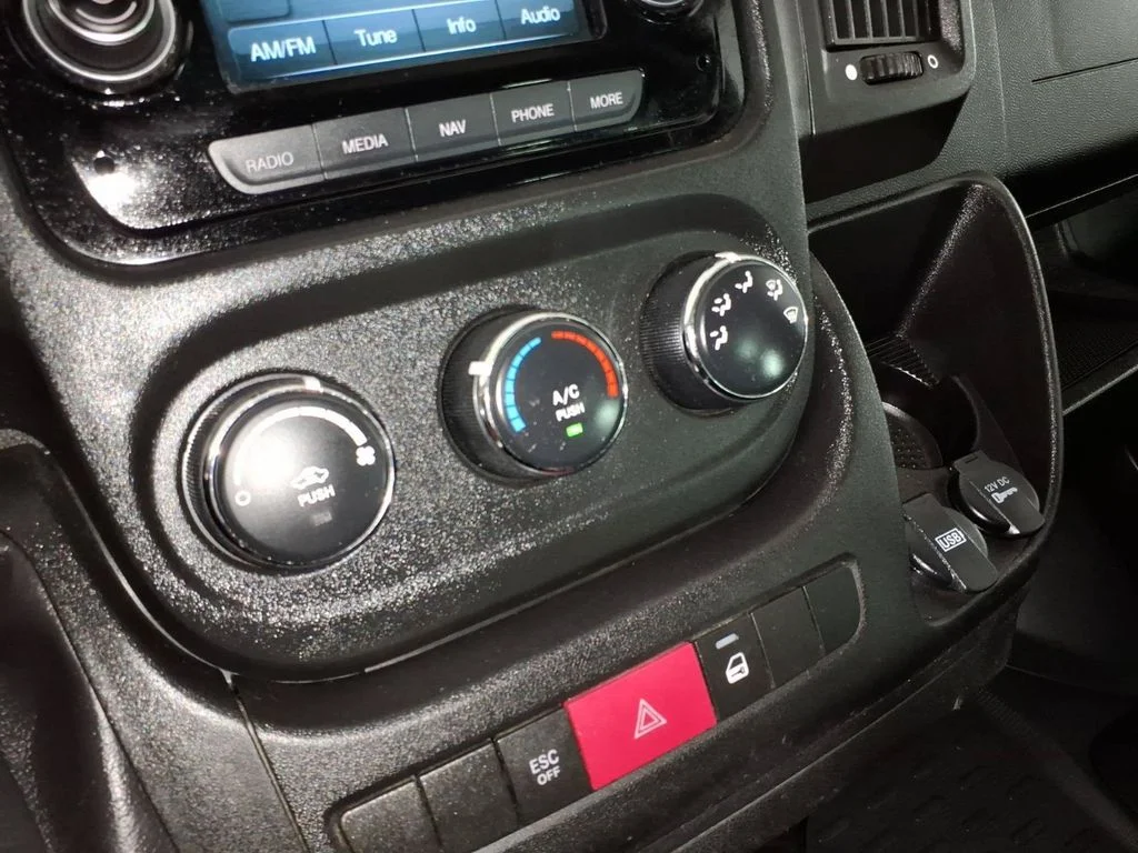 Used 2015 Red Ram High Roof image 26