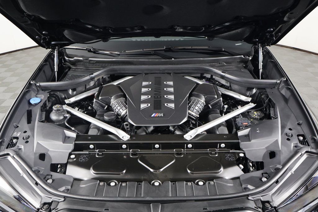 New 2027 Black Sapphire Metallic BMW M60i image 9
