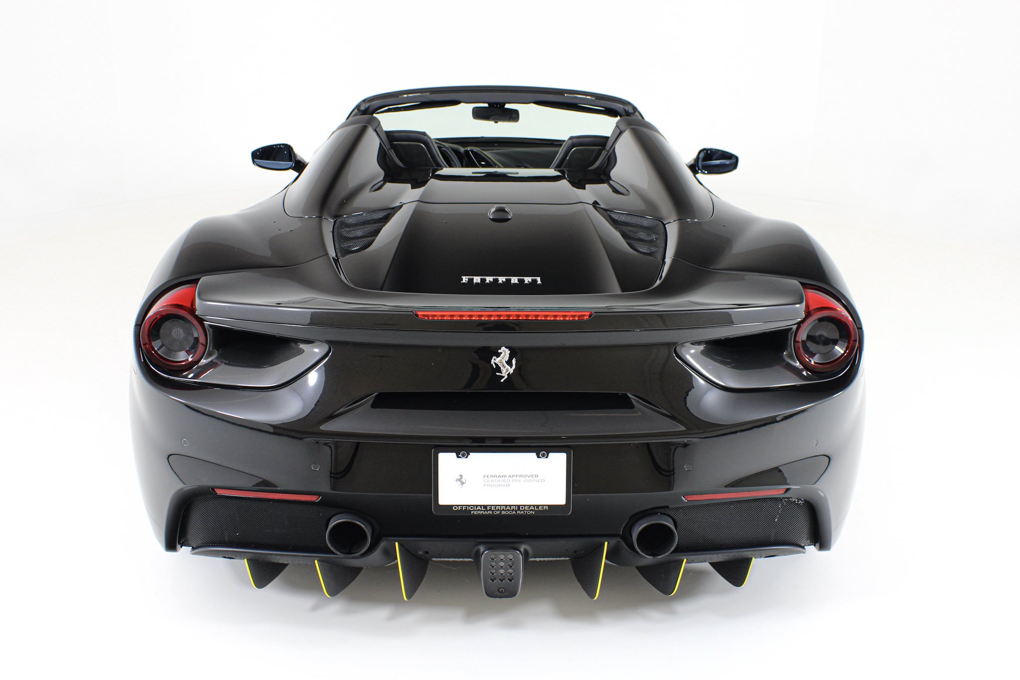 Used 2017 Black Ferrari  image 34