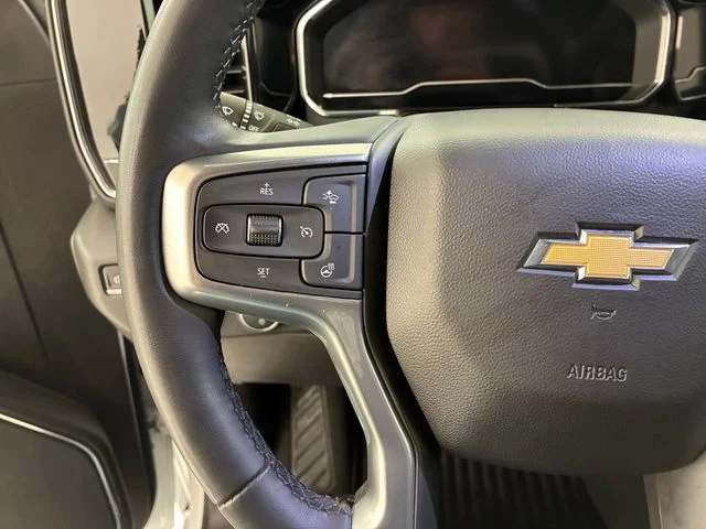 Used 2024 White Chevrolet LT image 23
