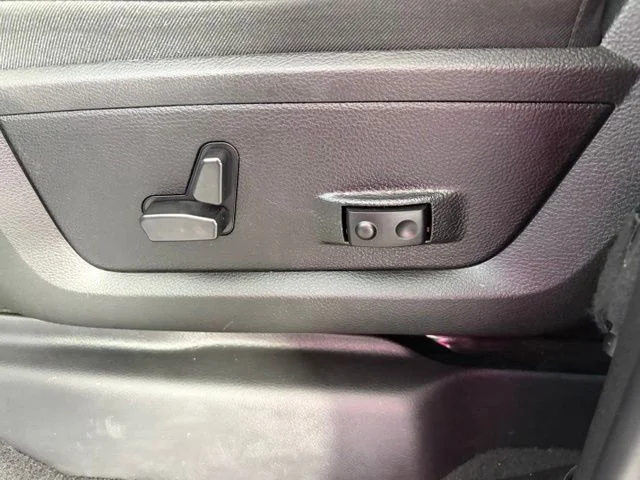 Used 2024 White Ram Laramie image 21