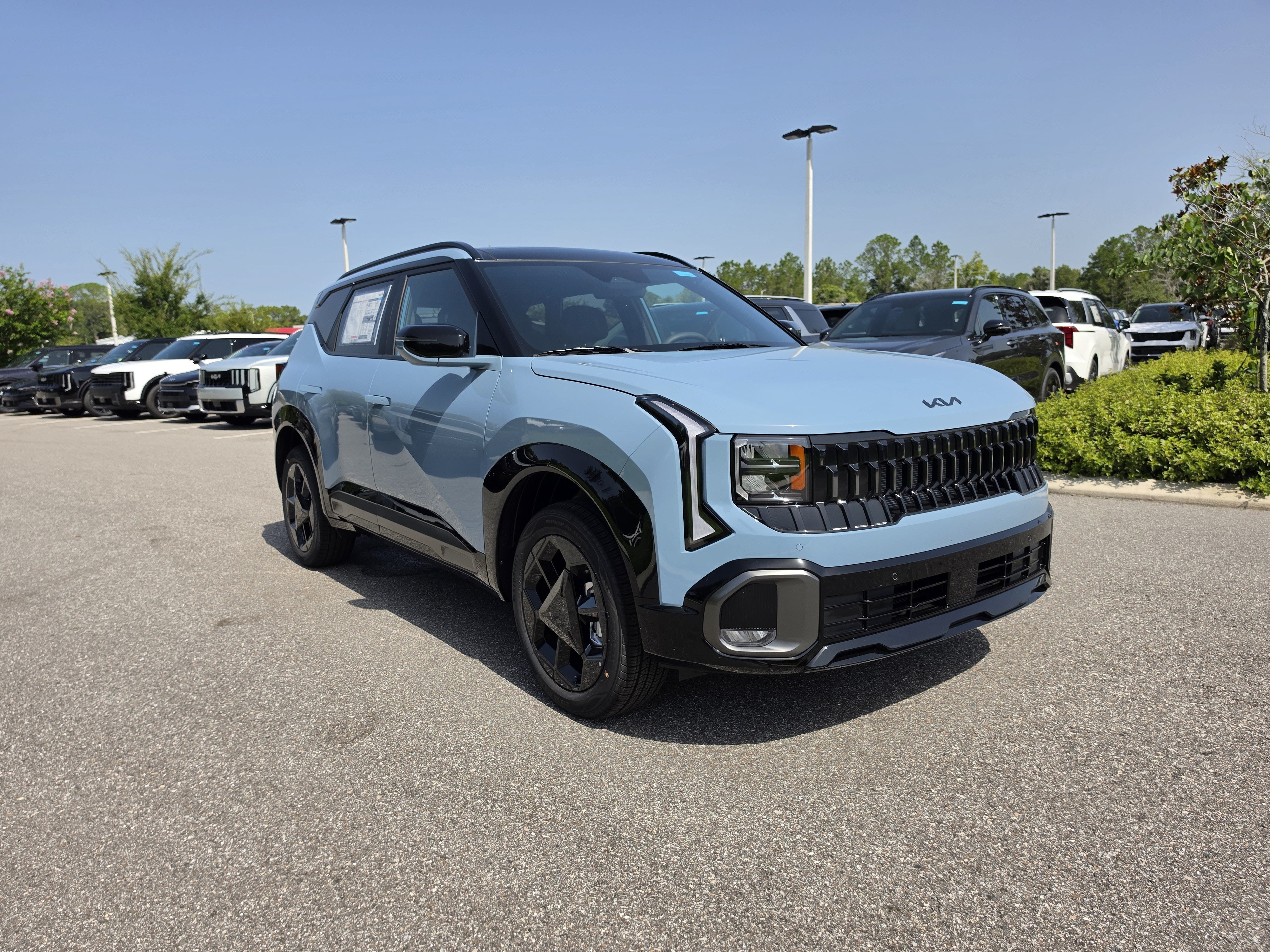 New 2027 Frost Blue Kia X-Line S image 2