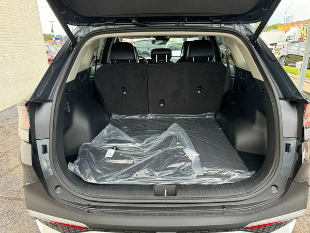 Used 2025 Gray Kia EX image 19