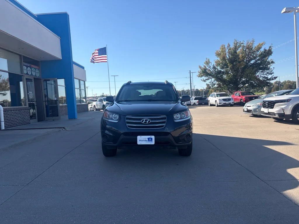 Used 2012 Blue Hyundai GLS image 2