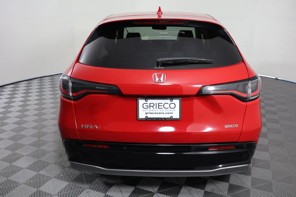 Used 2025 Milano Red Honda EX-L image 6