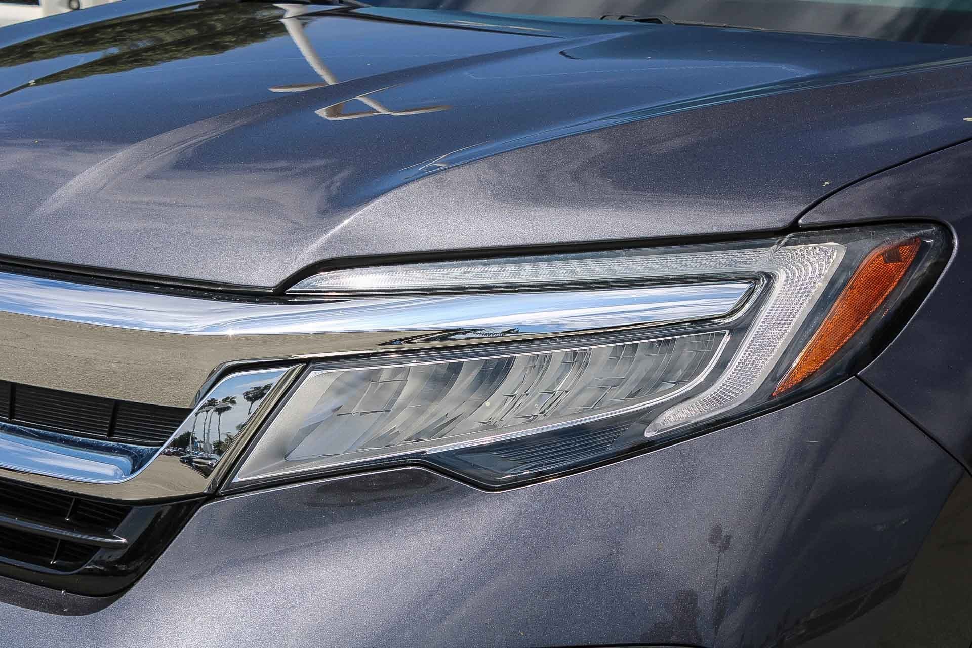 Certified Used 2022 Modern Steel Metallic Honda AWD ELITE image 4