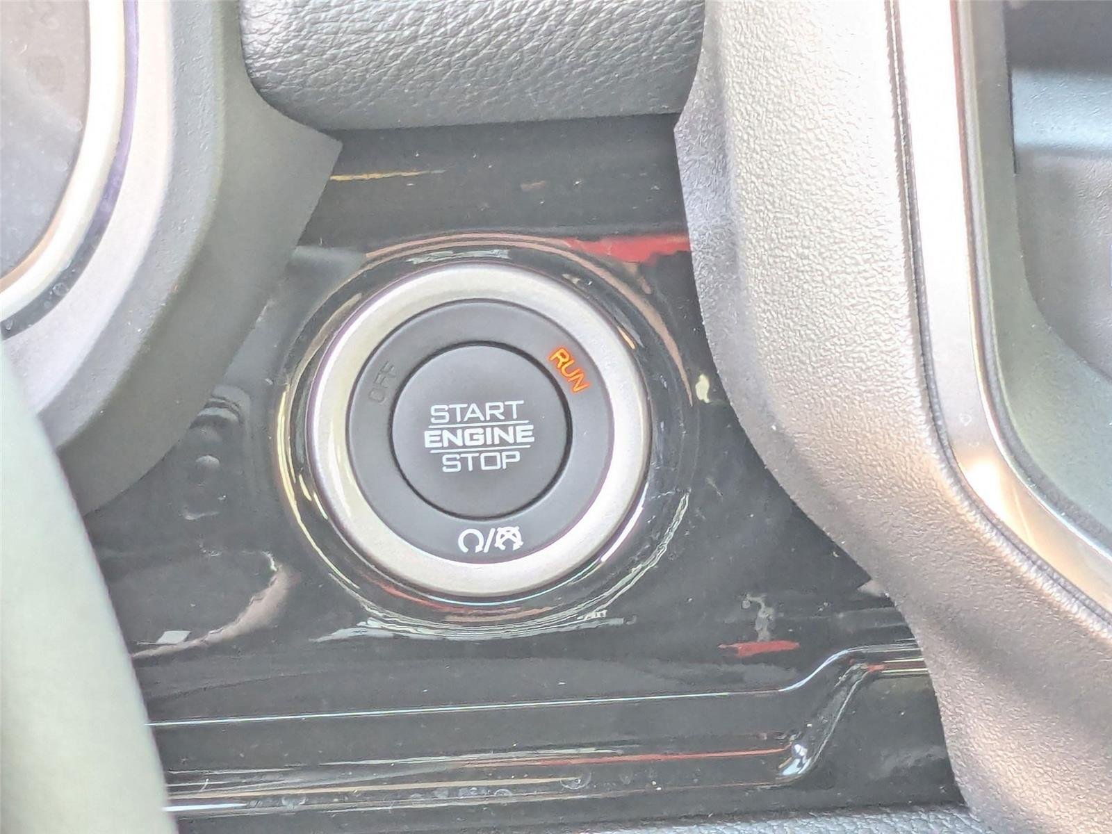 2026 RAM 1500 Laramie - Photo 18
