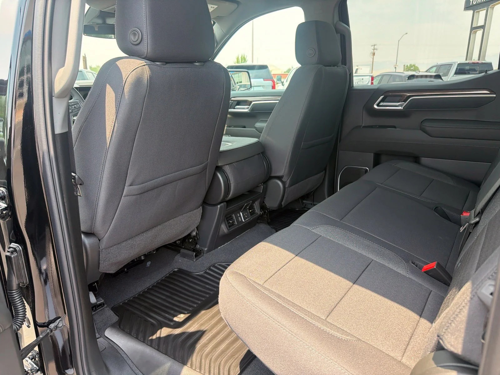 New 2026 Black Chevrolet LT (2FL) image 21