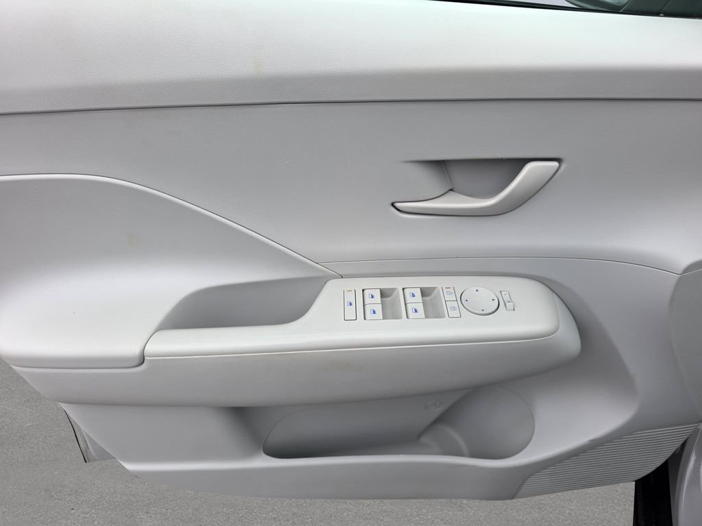 Used 2024 Cyber Gray Metallic Hyundai SEL image 15