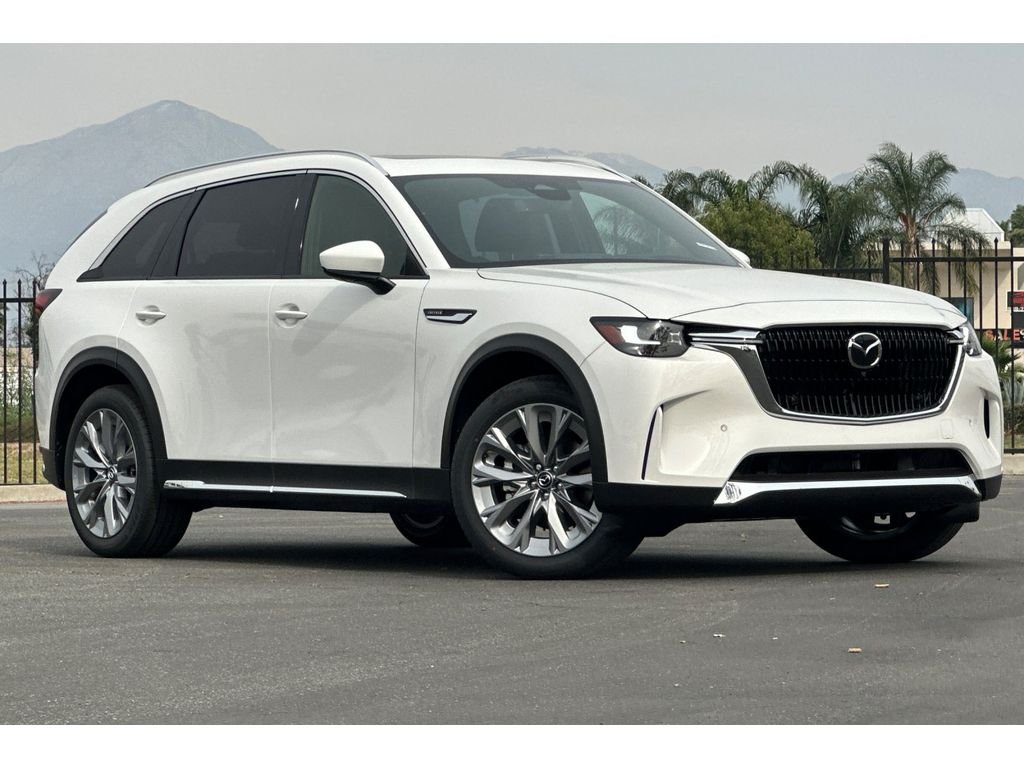 New 2026 Rhodium White Premium Mazda 3.3 Turbo Premium Plus AWD image 2
